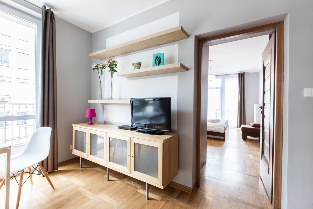 Apartament 4You Zurawia Варшава Екстериор снимка